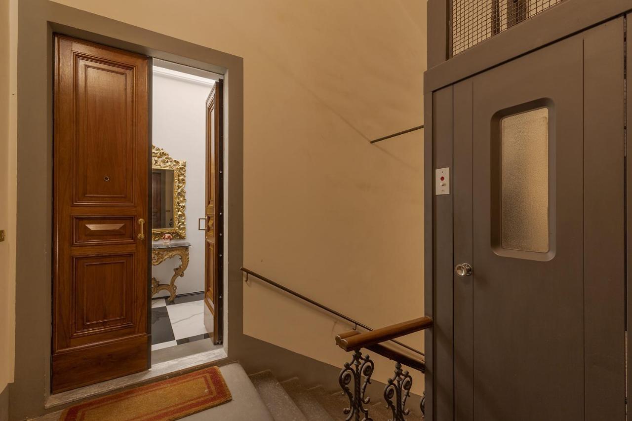 Cavour 83 Prestige House By 360Rentals フィレンツェ エクステリア 写真