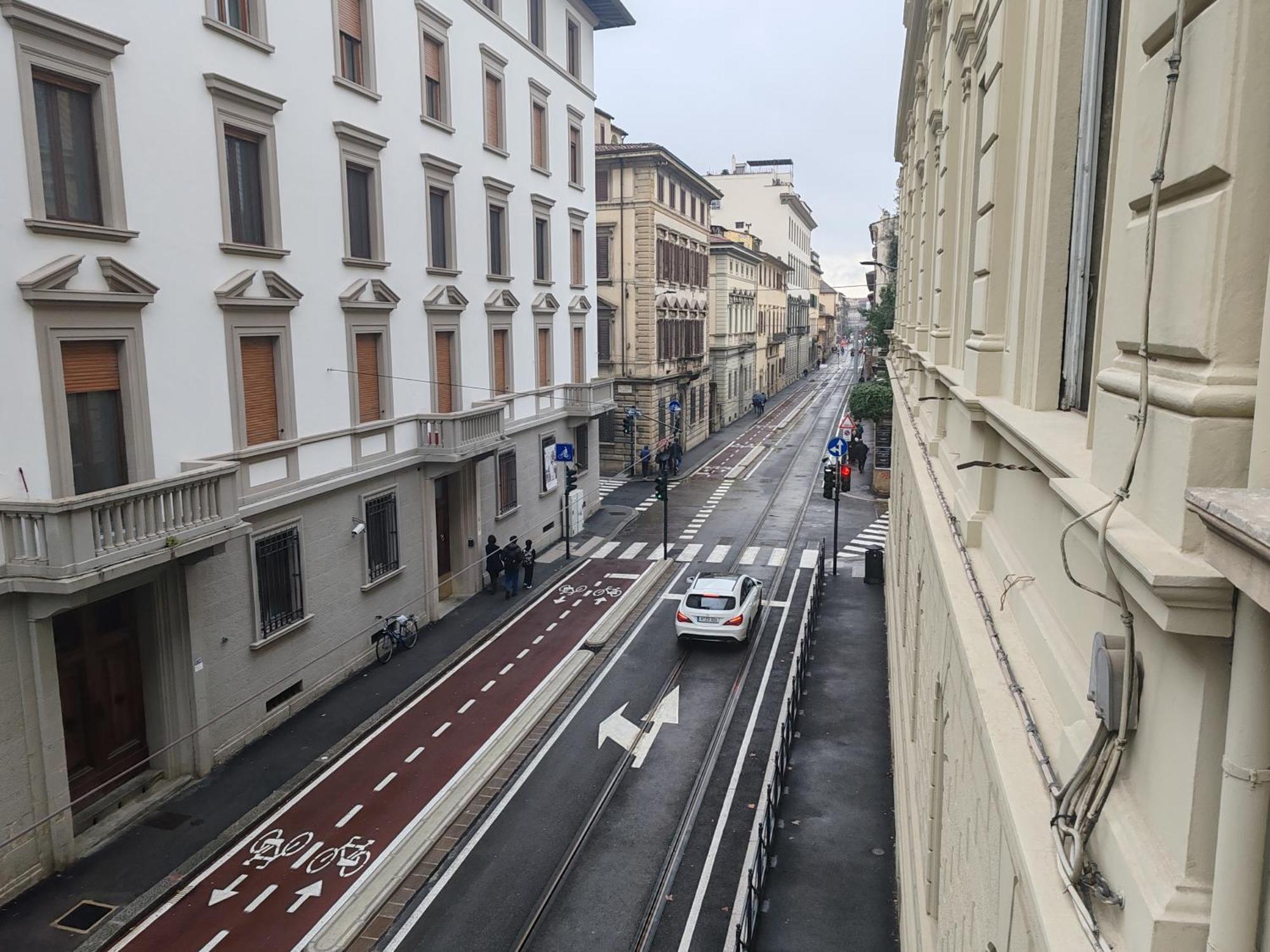 Cavour 83 Prestige House By 360Rentals フィレンツェ エクステリア 写真